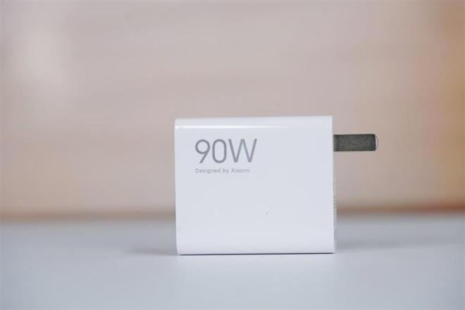 Turbo 4全面评测：为年轻人量身打造的性能小钢炮K8凯发国际首发天玑8400-Ultra！REDMI(图22)